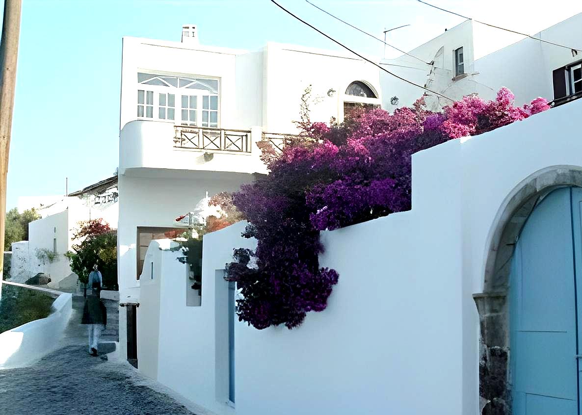 King Thiras Hotel